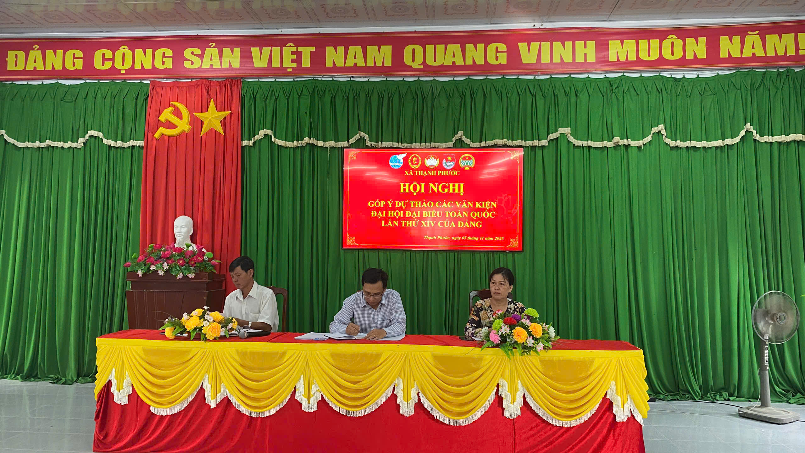 MTTQ VÀ CÁC TỔ CHỨC CHÍNH TRỊ - XÃ HỘI XÃ THẠNH PHƯỚC TỔ CHỨC HỘI NGHỊ GÓP Ý DỰ THẢO CÁC VĂN KIỆN ĐẠI HỘI XIV CỦA ĐẢNG